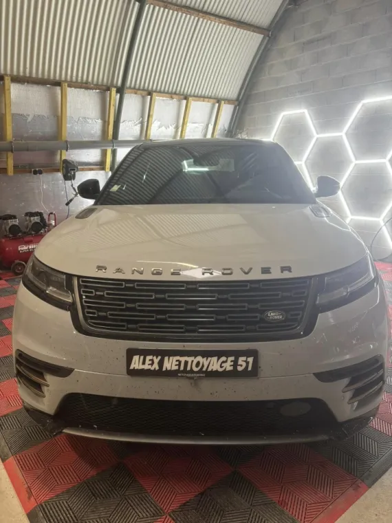 nettoyage intérieur et extérieur d'un véhicule SUV à Reims, Reims, Alex Nettoyage 51