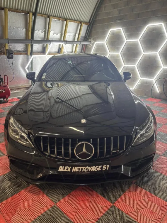 nettoyage intérieur et extérieur d'un véhicule Mercedes C63S à Reims, Reims, Alex Nettoyage 51