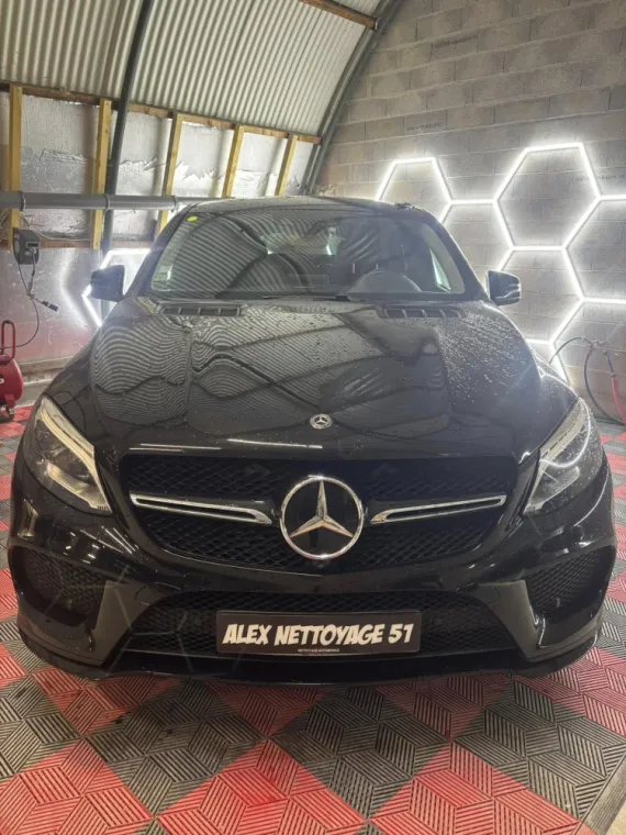 nettoyage intérieur et extérieur d'un véhicule SUV à Reims, Reims, Alex Nettoyage 51