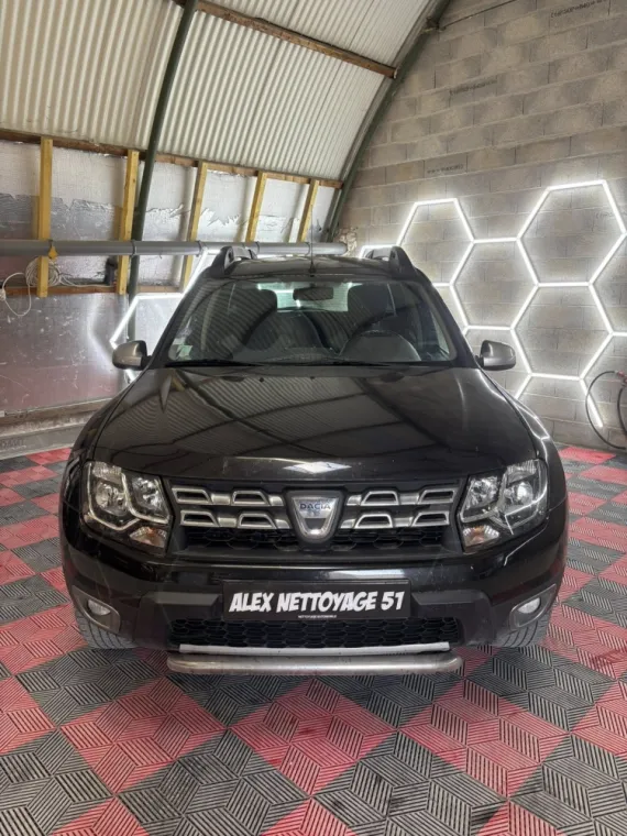 nettoyage intérieur complet et extérieur d'un véhicule SUV à Reims, Reims, Alex Nettoyage 51