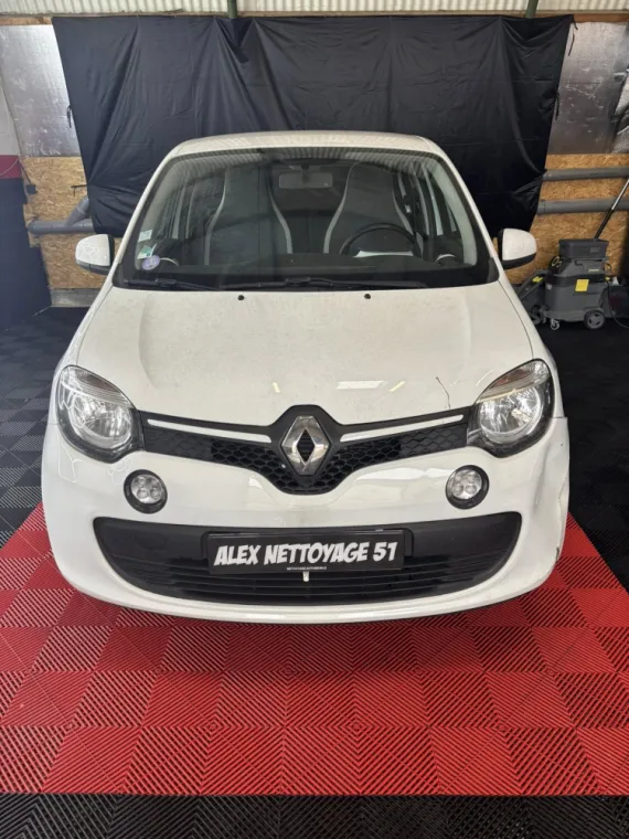 nettoyage intérieur complet et extérieur d'un véhicule à Reims, Reims, Alex Nettoyage 51