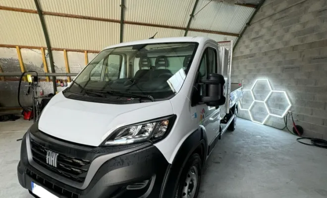 nettoyage intérieur et extérieur d'un véhicule utilitaire à Reims, Reims, Alex Nettoyage 51