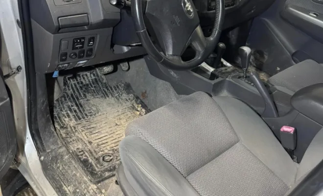 nettoyage intérieur et extérieur d'un véhicule 4x4 à Reims, Reims, Alex Nettoyage 51