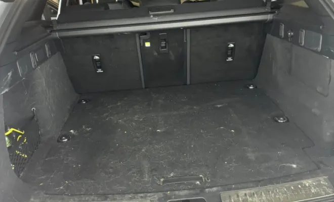 nettoyage intérieur et extérieur d'un véhicule SUV à Reims, Reims, Alex Nettoyage 51