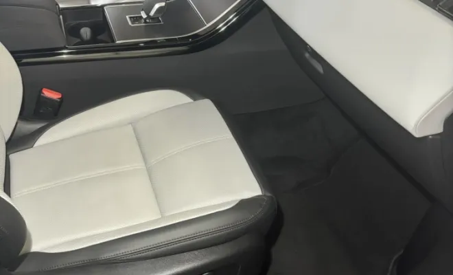 nettoyage intérieur et extérieur d'un véhicule SUV à Reims, Reims, Alex Nettoyage 51