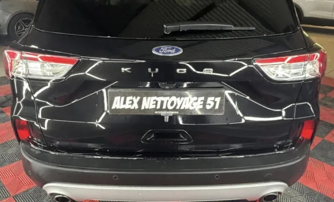 nettoyage intérieur complet et extérieur d'un véhicule SUV à Reims, Reims, Alex Nettoyage 51