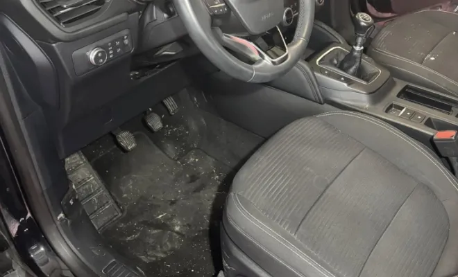 nettoyage intérieur complet et extérieur d'un véhicule SUV à Reims, Reims, Alex Nettoyage 51