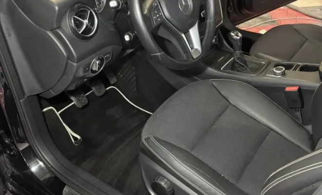 nettoyage intérieur complet d'un véhicule Mercedes Class A à Reims, Reims, Alex Nettoyage 51