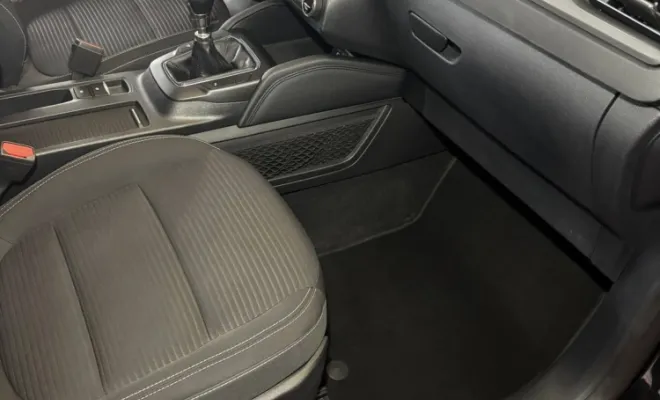 nettoyage intérieur complet et extérieur d'un véhicule SUV à Reims, Reims, Alex Nettoyage 51