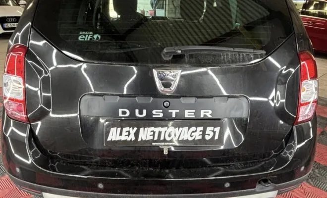 nettoyage intérieur complet et extérieur d'un véhicule SUV à Reims, Reims, Alex Nettoyage 51
