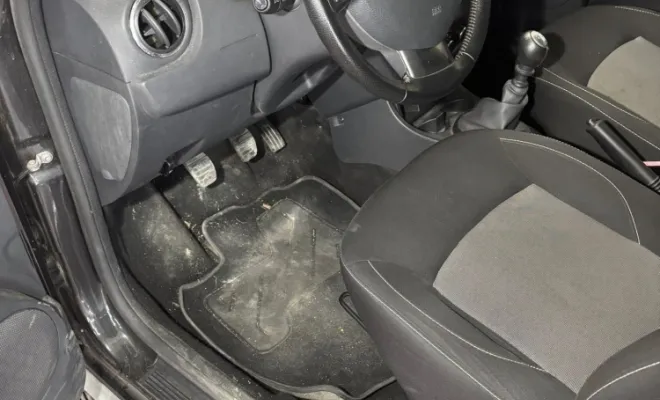 nettoyage intérieur complet et extérieur d'un véhicule SUV à Reims, Reims, Alex Nettoyage 51