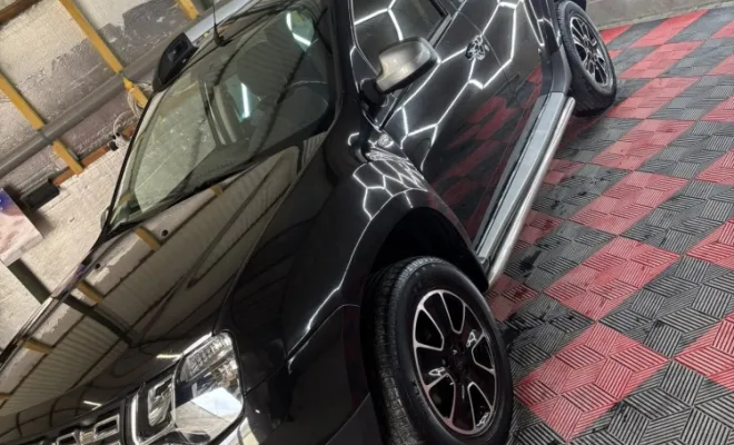 nettoyage intérieur complet et extérieur d'un véhicule SUV à Reims, Reims, Alex Nettoyage 51
