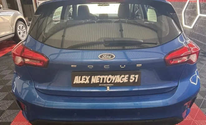 nettoyage intérieur complet et extérieur d'un véhicule à Reims, Reims, Alex Nettoyage 51