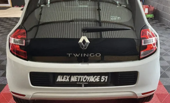 nettoyage intérieur complet et extérieur d'un véhicule à Reims, Reims, Alex Nettoyage 51