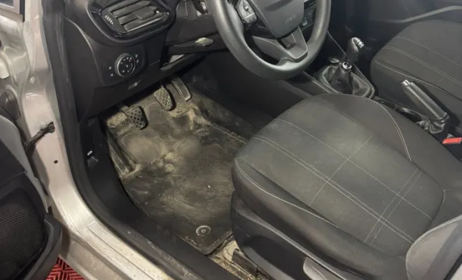 nettoyage intérieur d'un véhicule à Reims, Reims, Alex Nettoyage 51