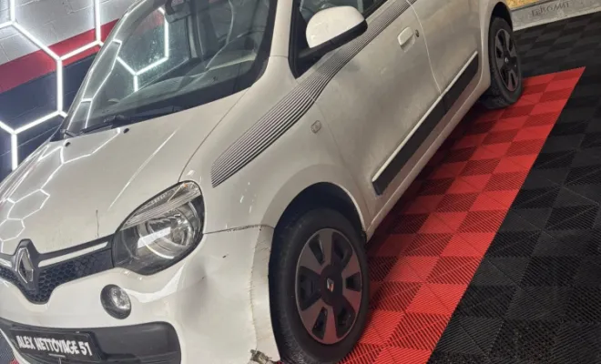 nettoyage intérieur complet et extérieur d'un véhicule à Reims, Reims, Alex Nettoyage 51