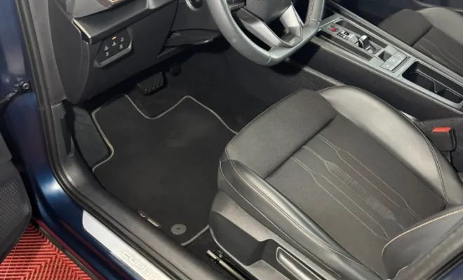 nettoyage intérieur et extérieur d'un véhicule à Reims, Reims, Alex Nettoyage 51