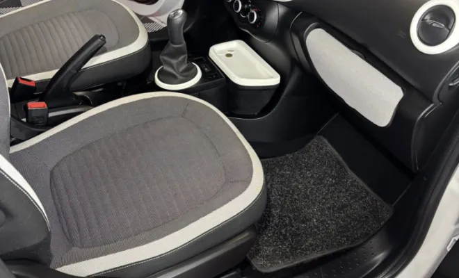 nettoyage intérieur complet et extérieur d'un véhicule à Reims, Reims, Alex Nettoyage 51