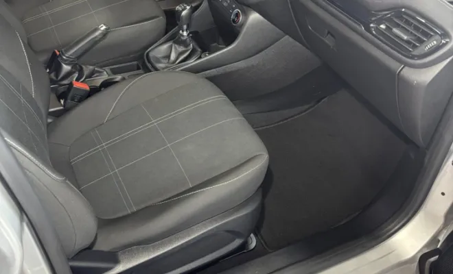 nettoyage intérieur d'un véhicule à Reims, Reims, Alex Nettoyage 51