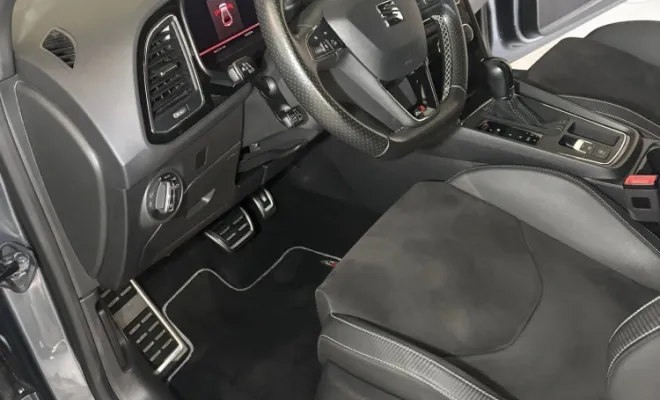 nettoyage intérieur complet de véhicule Seat Leon Cupra à Reims , Reims, Alex Nettoyage 51